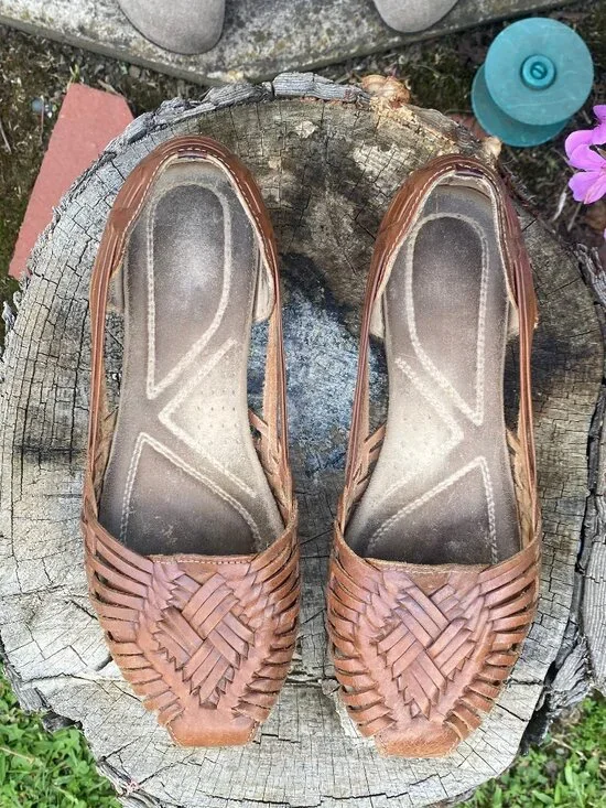 Naturalizer Tan Leather Huaraches Size 8.5 - Picture 2 of 4